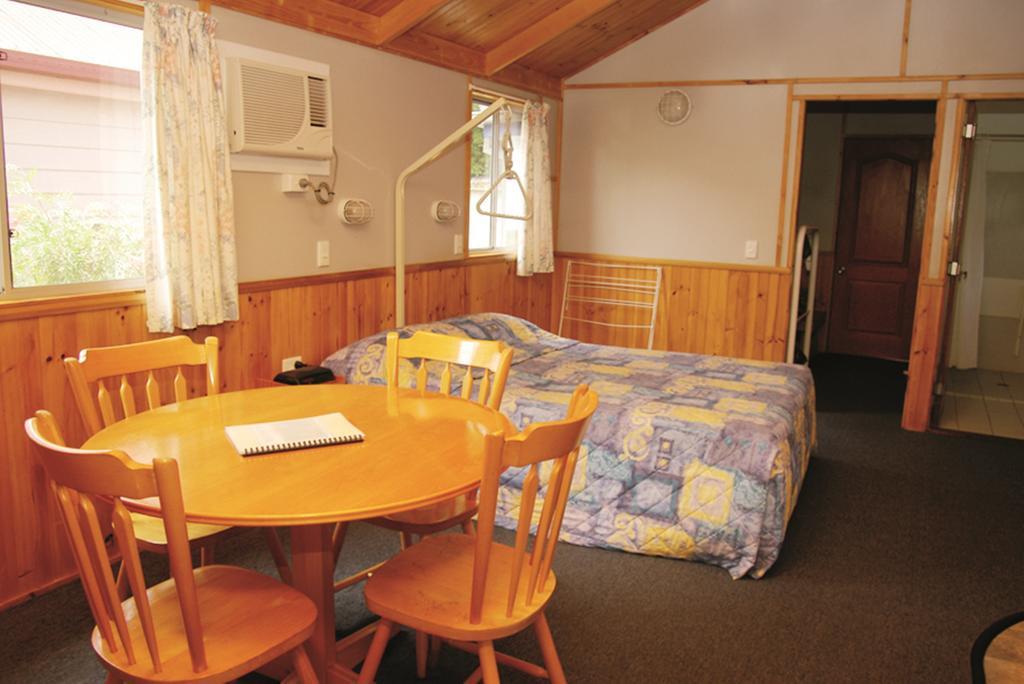 Smugglers Cove Holiday Village Forster Rom bilde