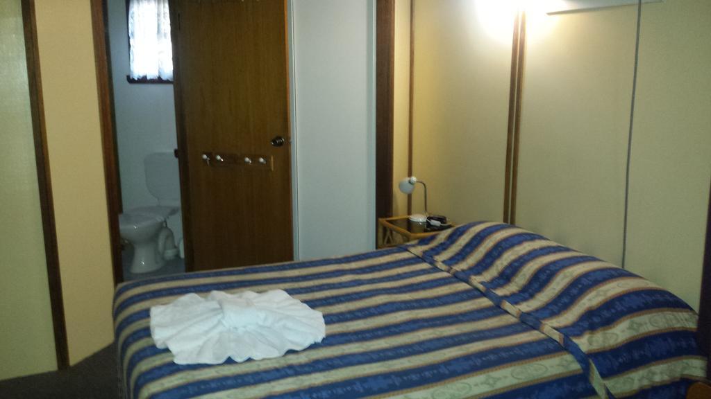Smugglers Cove Holiday Village Forster Rom bilde
